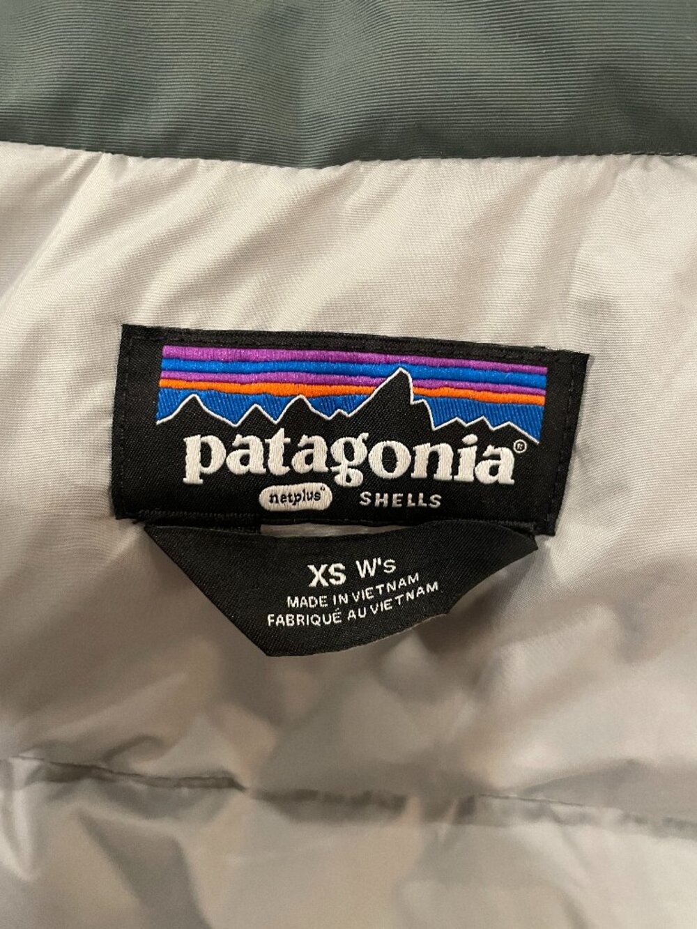 Patagonia Down Drift Parka - Women's XSmall - Like New - Picture 6 of 16